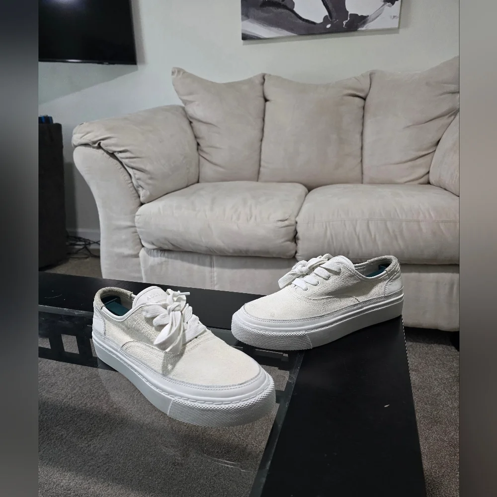 ALLSAINTS Bella ☆ White Suede Sneakers ☆ EUC ☆ 40 Eur or 10 US Womens - Picture 1 of 9
